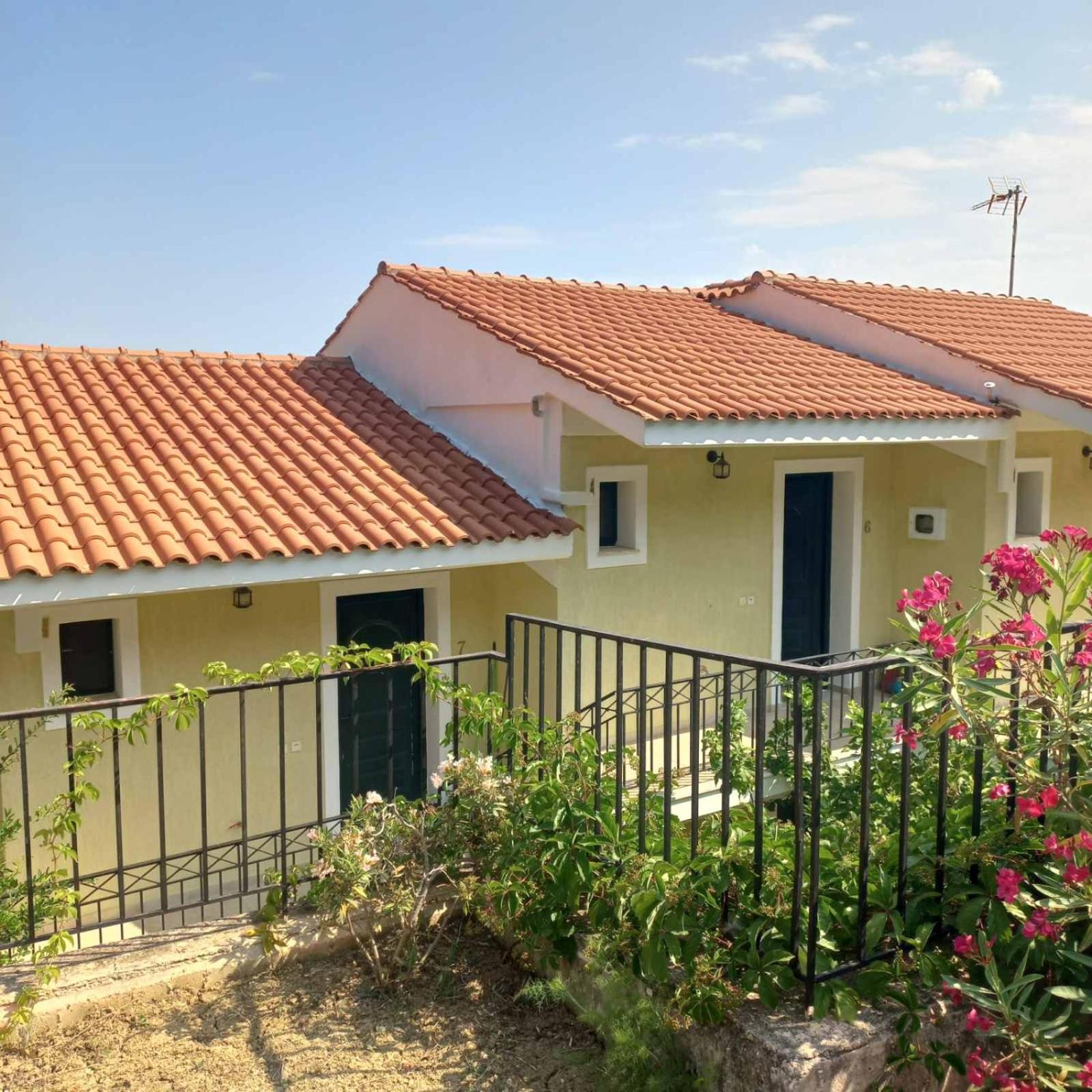Giannatos' Studios - Makis Poros  Exterior photo